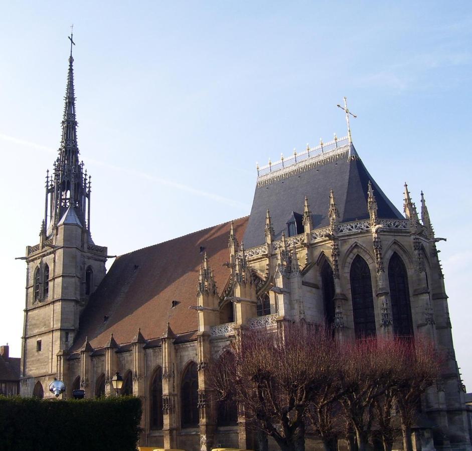 Appartement Cosy Plein Centre Conches-en-Ouche 外观 照片
